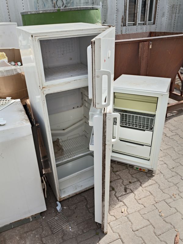 Sectional Disposal in Sacramento, CA